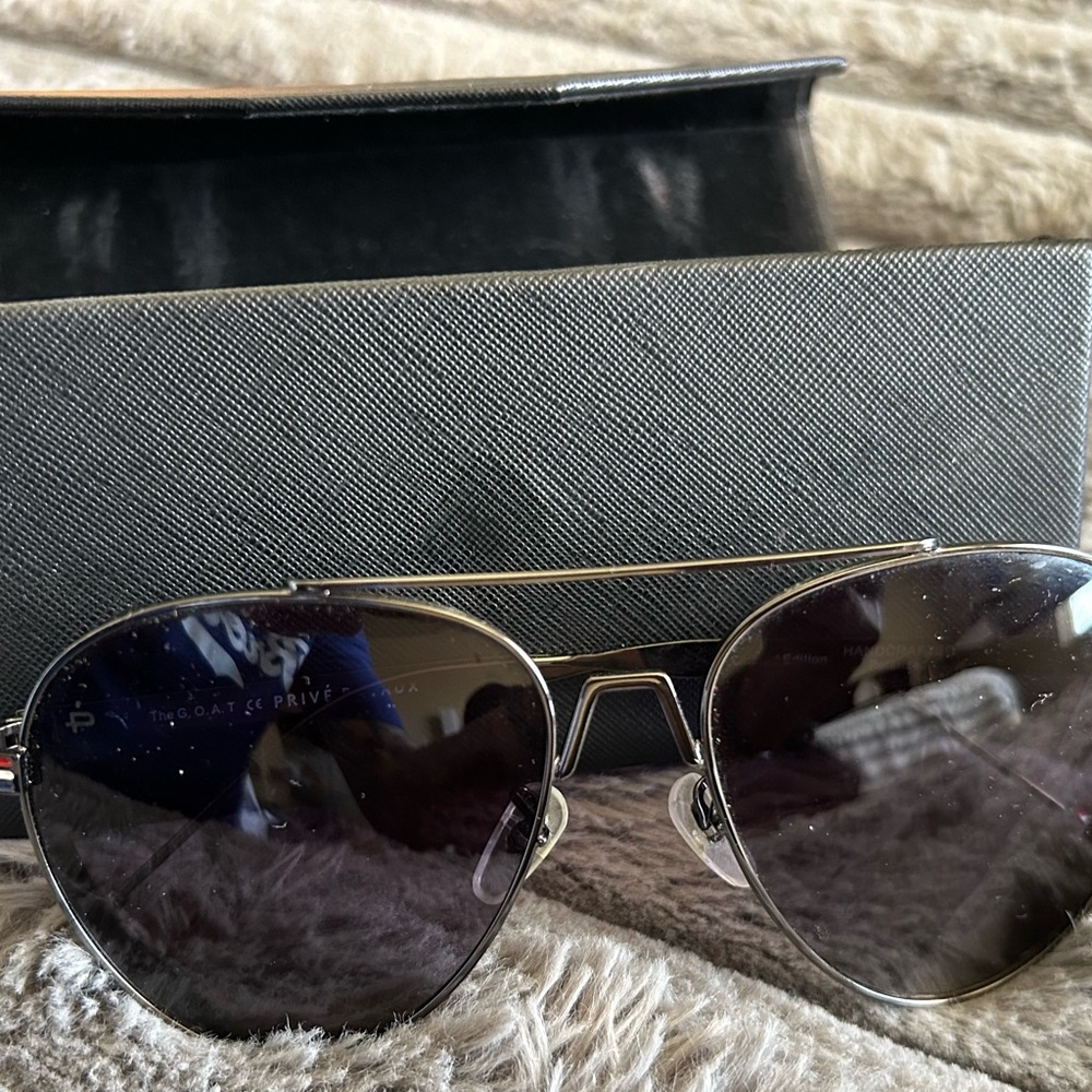 Prive Revaux Black Aviator Sunglasses with Foldable Case
